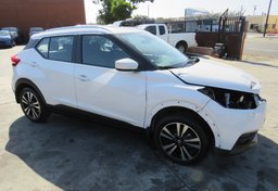 2020 Nissan Kicks - Thumbnail 2