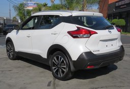 2020 Nissan Kicks - Thumbnail 8