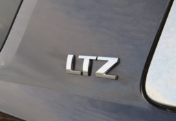 2015 Chevrolet Tahoe - Thumbnail 16