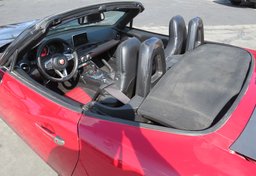 2017 FIAT 124 Spider - Thumbnail 15
