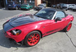 2017 FIAT 124 Spider - Thumbnail 1