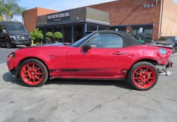 2017 FIAT 124 Spider - Thumbnail 8