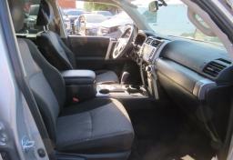 2020 Toyota 4Runner - Thumbnail 25