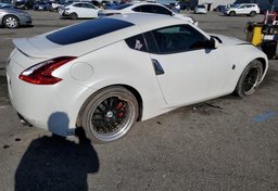 2019 Nissan 370Z Coupe - Thumbnail 3
