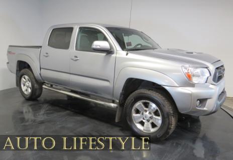 Picture of 2015 Toyota Tacoma