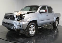 2015 Toyota Tacoma - Thumbnail 4