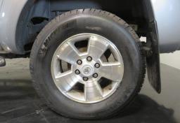 2015 Toyota Tacoma - Thumbnail 17