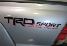 2015 Toyota Tacoma - Thumbnail 22