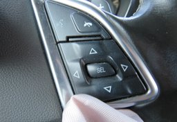 2021 Chevrolet Camaro - Thumbnail 33