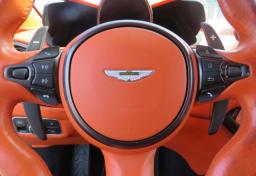 2021 Aston Martin Vantage - Thumbnail 30