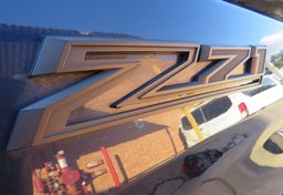 2021 Chevrolet Silverado 1500 - Thumbnail 18