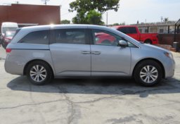 2016 Honda Odyssey - Thumbnail 11