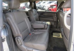 2016 Honda Odyssey - Thumbnail 28