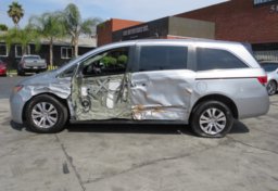 2016 Honda Odyssey - Thumbnail 12