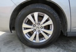 2016 Honda Odyssey - Thumbnail 17