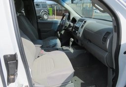 2019 Nissan Frontier - Thumbnail 26