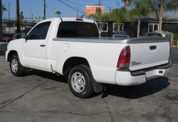 2014 Toyota Tacoma - Thumbnail 4