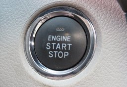 2017 Toyota Sienna - Thumbnail 35