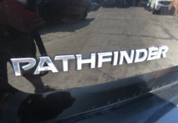 2019 Nissan Pathfinder - Thumbnail 17