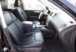 2019 Nissan Pathfinder - Thumbnail 27