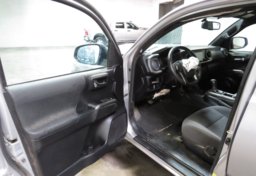 2017 Toyota Tacoma - Thumbnail 21