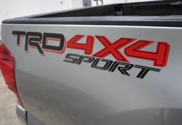 2017 Toyota Tacoma - Thumbnail 20