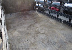 2018 Ford Super Duty F-550 DRW - Thumbnail 13