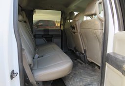 2018 Ford Super Duty F-550 DRW - Thumbnail 27