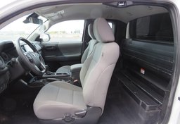 2021 Toyota Tacoma - Thumbnail 30