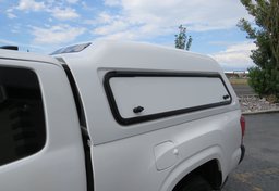 2021 Toyota Tacoma - Thumbnail 17