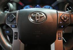 2018 Toyota Tacoma - Thumbnail 30