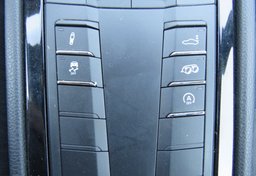 2022 Porsche 718 Cayman - Thumbnail 29