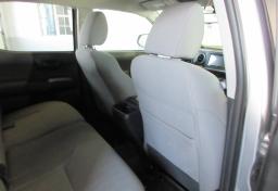 2018 Toyota Tacoma - Thumbnail 35