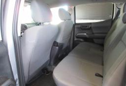 2018 Toyota Tacoma - Thumbnail 32