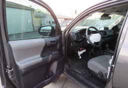 2020 Toyota Tacoma - Thumbnail 33