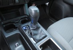 2020 Toyota Tacoma - Thumbnail 20