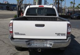 2014 Toyota Tacoma - Thumbnail 13