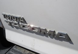 2014 Toyota Tacoma - Thumbnail 20