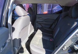 2019 Nissan Kicks - Thumbnail 29