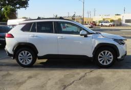 2022 Toyota Corolla Cross - Thumbnail 5