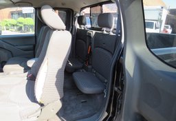 2017 Nissan Frontier - Thumbnail 27