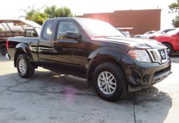 2017 Nissan Frontier - Thumbnail 3