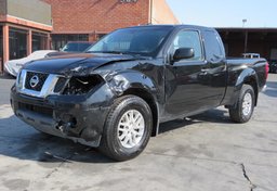 2017 Nissan Frontier - Thumbnail 4