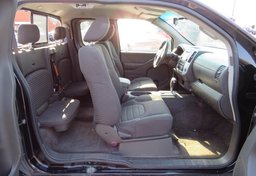 2017 Nissan Frontier - Thumbnail 22