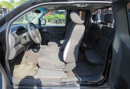 2017 Nissan Frontier - Thumbnail 21