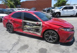 2020 Toyota Camry - Thumbnail 2