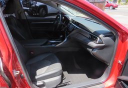 2020 Toyota Camry - Thumbnail 25