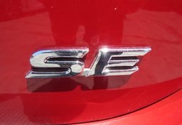 2020 Toyota Camry - Thumbnail 17