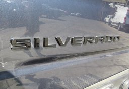 2019 Chevrolet Silverado 1500 - Thumbnail 17