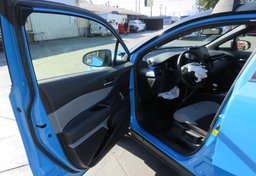 2019 Toyota C-HR - Thumbnail 19